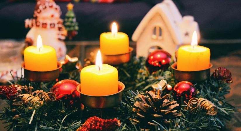 Fúvószenekar színesíti a negyedik adventi gyertyagyújtást
