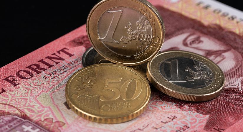Megcsúszott a forint: estére elszállt az euró árfolyama