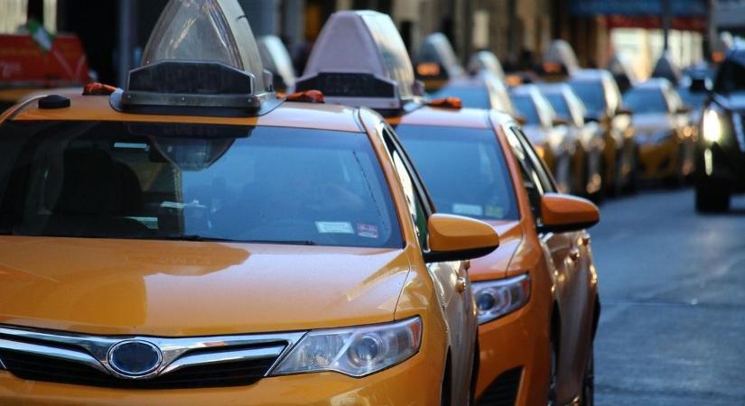 Szintet lép az Uber: így szolgálja ki még jobban az utasok igényeit