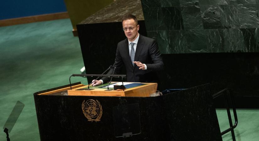 Szijjártó Péter Magyarországra érkező milliárdokat jelentett be, és drámai beszédet tartott Amerikában