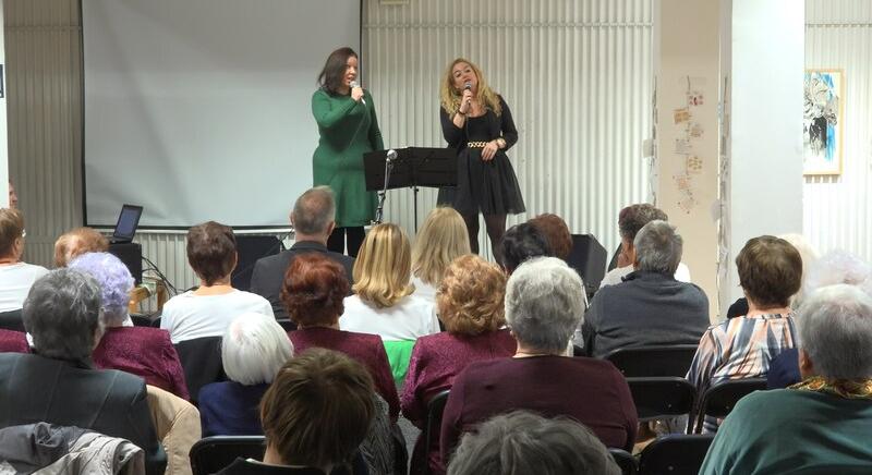 Idősek ünnepe a könyvtárban