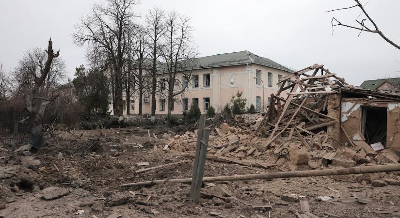 Dróntámadás érte Herszont, civilek sebesültek meg