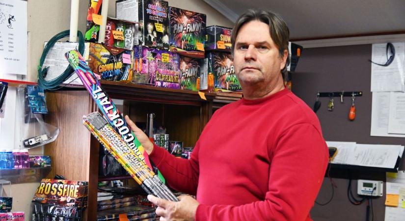 Az ország minden kutyatartója hálás lesz azért, amit ebben a szolnoki üzletben árulnak – galéria, videó