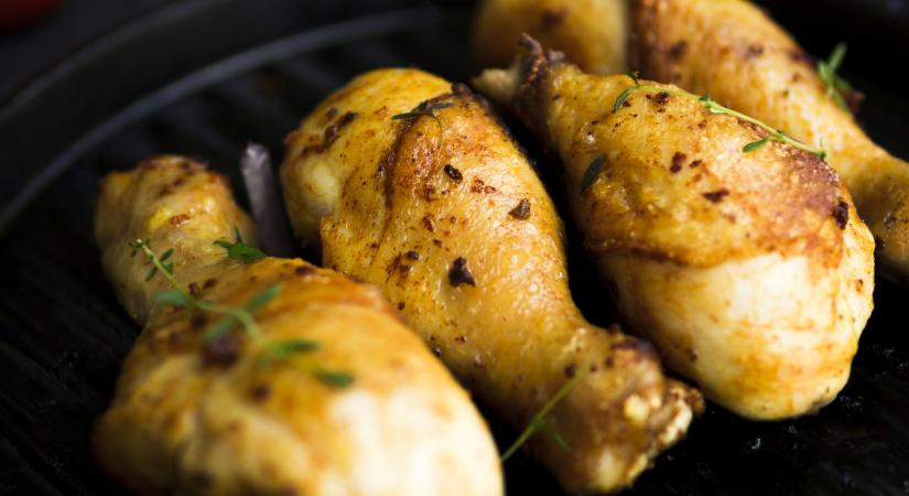 Hogyan lesz ropogós a csirke bőre? A sütő beállításán múlik