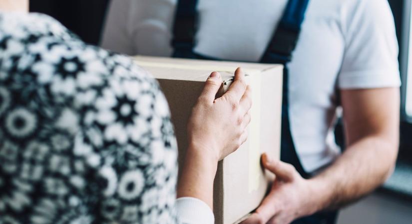Eltűnt csomagok és elérhetetlen ügyfélszolgálat, fogyasztóvédelmi vizsgálat indul magyar csomagküldő szolgálatoknál