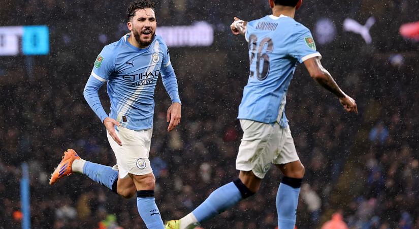 Angol Ligakupa: bombagólt lőtt Rayan Cherki! – videóval