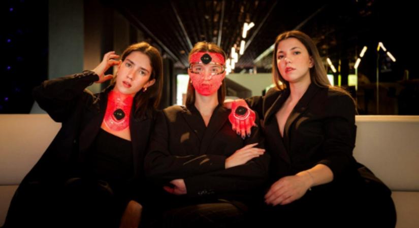 Négy ünnepi kedvenc a FOREO-tól, amit minden szépségrajongó imádni fog