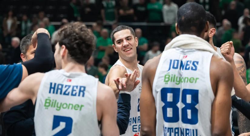 Az Anadolu Efes meglepetésre 23 ponttal legyőzte a Zalgiris Kaunast a kosárlabda Euroligában