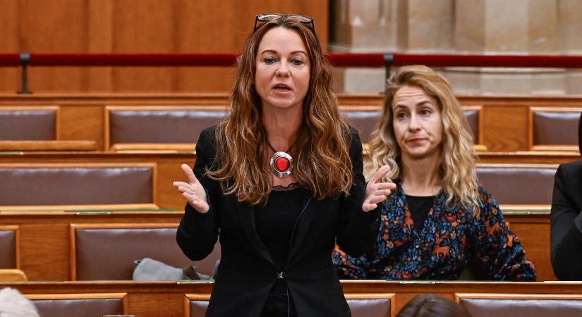 Szabó Tímeát „nagyon megviseli, hogy ezek az utolsó parlamenti felszólalásai”