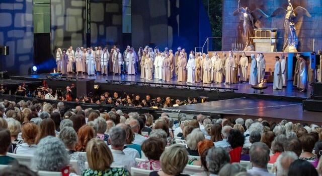 Világsztárok, legendás operák, szabadtéri varázs: jön a Margitszigeti Színház 2026-os operaszezonja