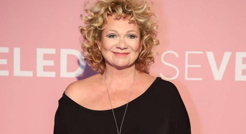 Básti Juli ragyogott a premieren: a Szenvedélyes nők sztárjaival kulisszatitkokról beszélgettünk