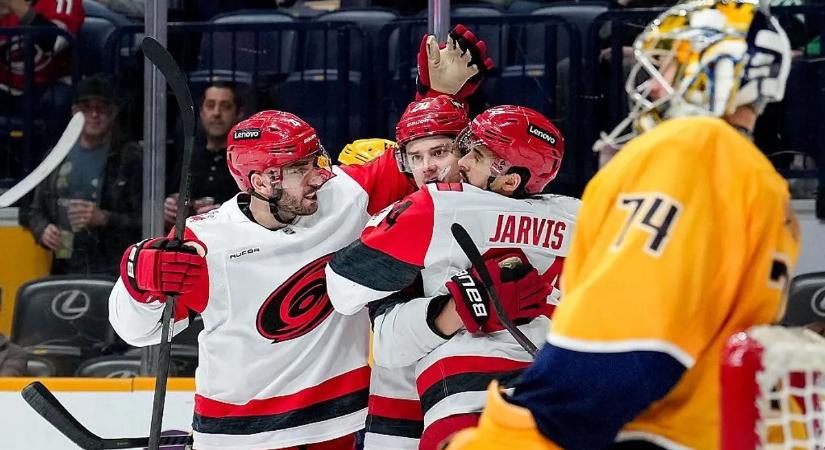 Sorozatban ötödször nyert a keleten vezető Hurricanes