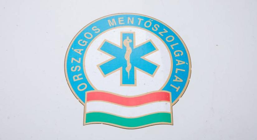 Látható változás jön a mentőautókon, Győrfi Pál jelentette be fotóval