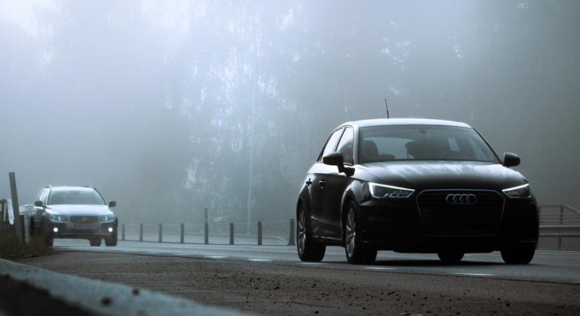 Figyelmeztetés: sűrű köd és ónos szitálás várható