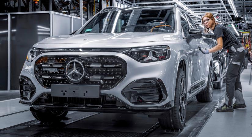 Kiderült, drasztikusan visszafogja a termelést a kecskeméti Mercedes-gyár: mi lesz a dolgozókkal?