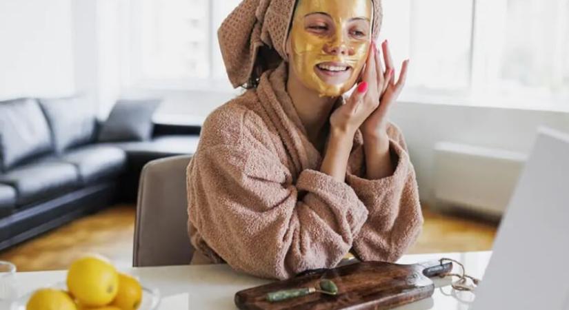 Reggeli vs. esti bőrápolás – Mit, mikor és miért?