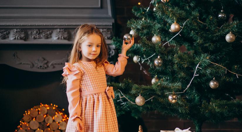 Óvatosan a karácsonyi fotókkal, veszélybe sodorhatjuk a gyermekeket