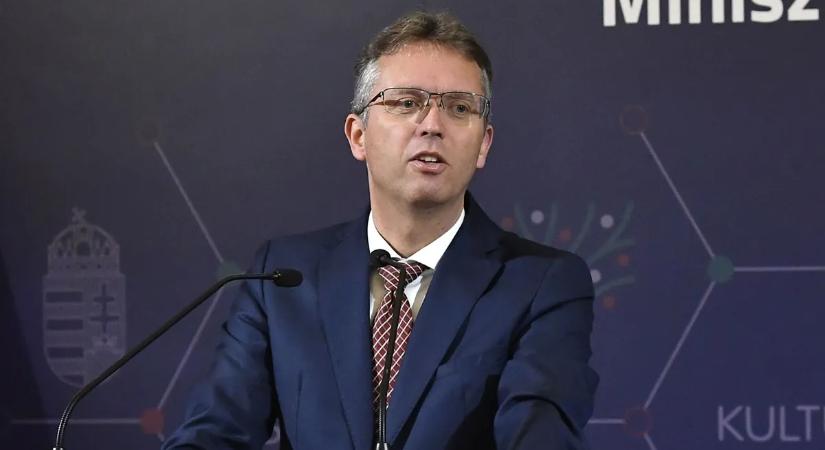 Hat magyar egyetem perbe fogta az Európai Bizottságot