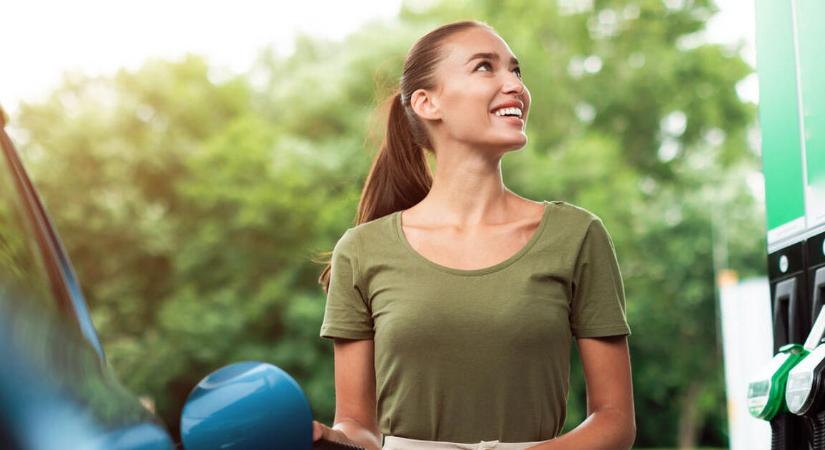 Végre sokkal olcsóbb lesz a tankolás