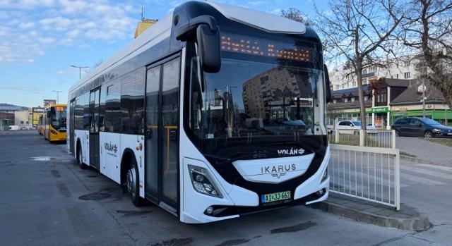 Új elektromos buszokkal bővült a Volán komlói flottája