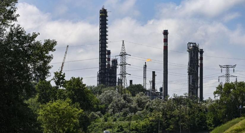 Csak jövő őszre várható a megrongálódott olajfinomító helyreállítása