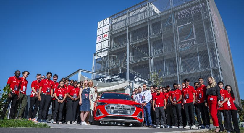 Stratégiai szövetségben az Audi és a Széchenyi István Egyetem: így alakítják a járműipart Győrben