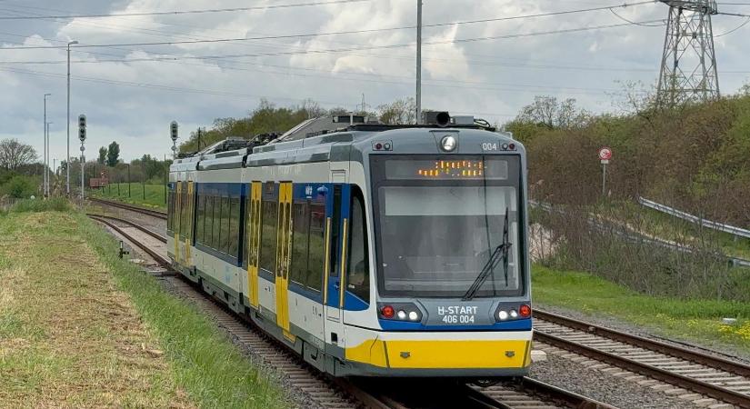 Az akkumulátorgyártás miatt nem lesz tram-train Nagyvárad és Debrecen között, de gyorsvasút még lehet
