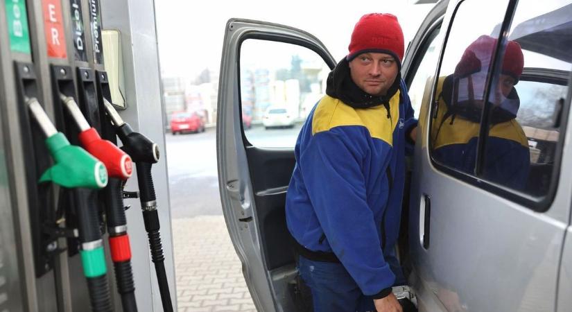 Üzemanyag: Meglepő hír jött az adventi hétvége előtt, ezzel nem sokan számoltak