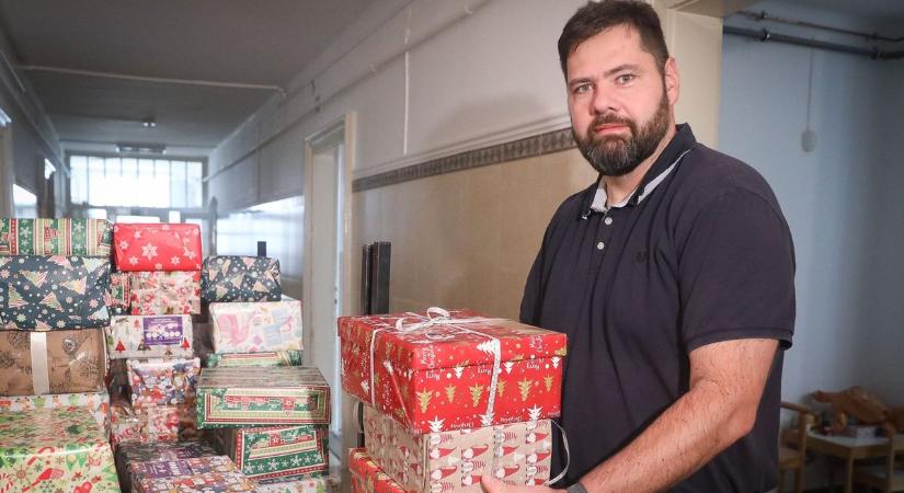 Dobozba csomagolt szeretet - több száz adományt osztanak ki a napokban
