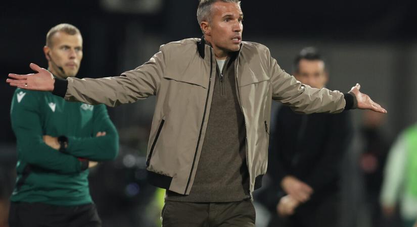 Kiment a szurkolók közé rendet csinálni az Arsenal és a Manchester United legendája