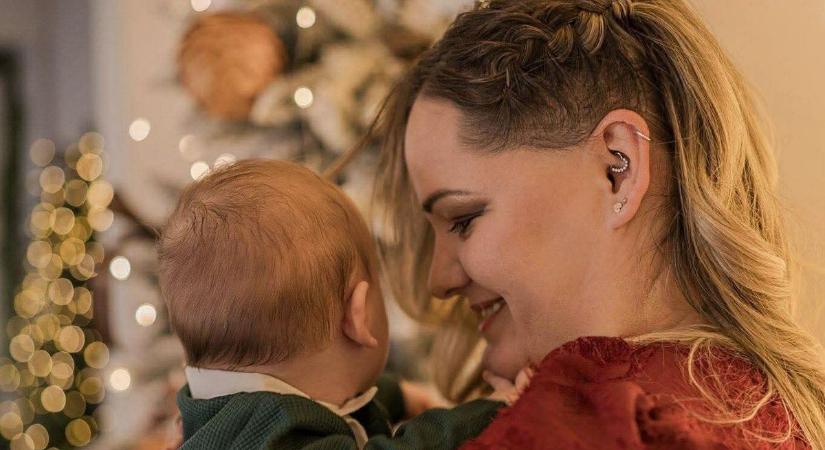 Mini kézisek érkeztek – fotókon a Tengelic babacsapata