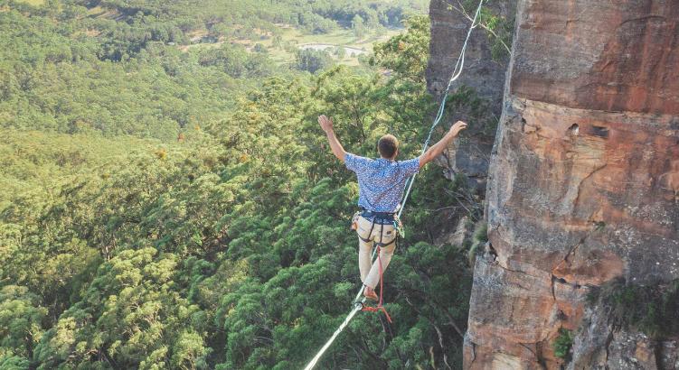 Kötéltánc a bizonytalanság felett, új korszakban a Kockázatkezelési vezetők – megjelent a KPMG CRO-reportja