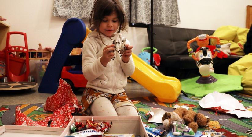 Százezer mosoly tíz év alatt – Lezárult a 10. Karácsonyi MosolyManók akció