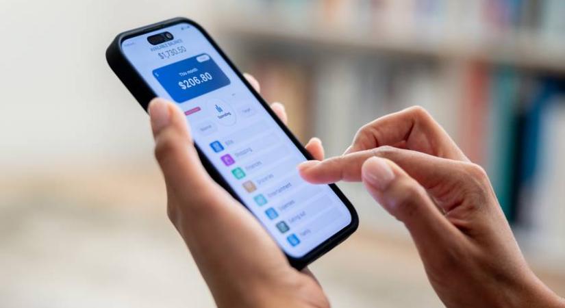 Menekítsd ki a pénzed, ha itt tárolod: újabb cég szűnik meg Magyarországon