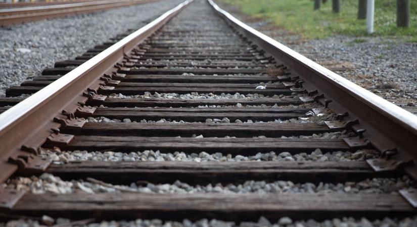 Vonatgázolás történt Győrben