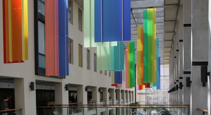 Hídépítés a tudományban a Semmelweis Egyetem vezetésével