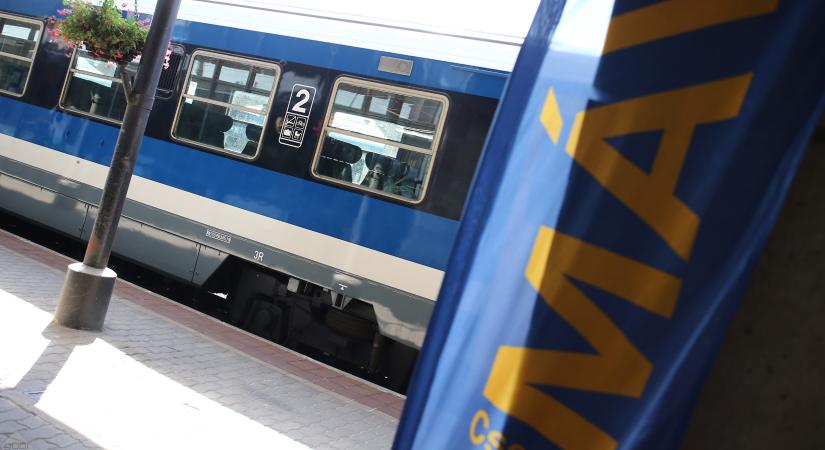 Megerősített járatokkal készül a MÁV az ünnepi időszakra – mutatjuk a karácsonyi közlekedési rendet!