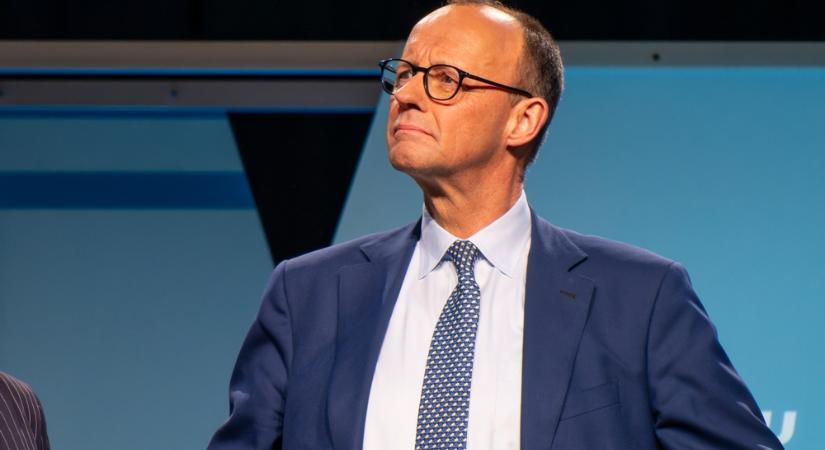 Friedrich Merz a tűzzel játszik