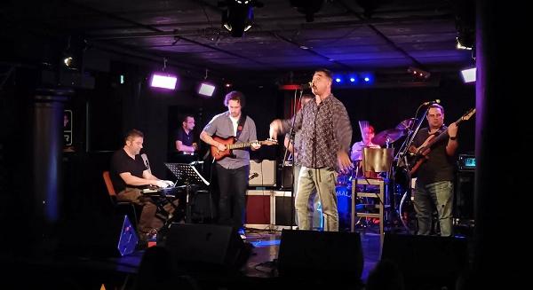 Zene és képzőművészet találkozása Frank Zappa jegyében - 2025. december 20. Gödör