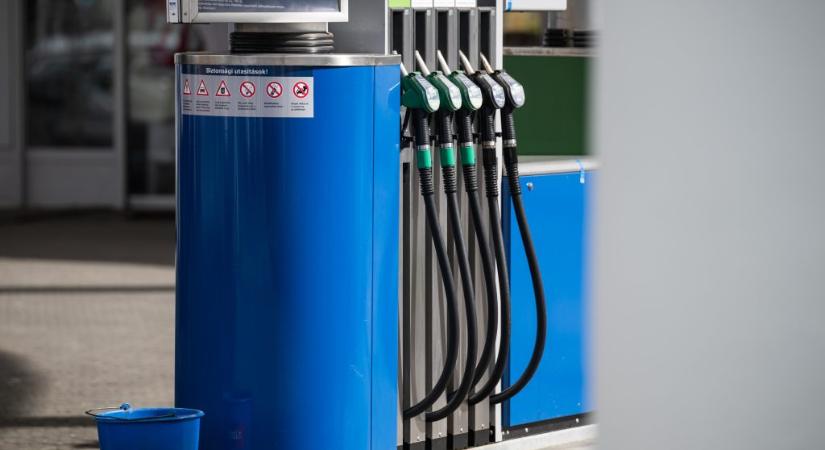 Nagyot csökkennek az üzemanyagárak az adventi hétvégére