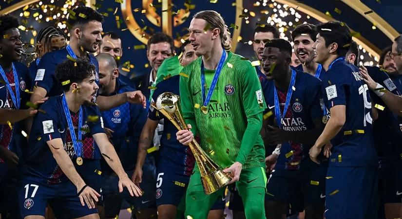 A PSG orosz kapusának minden meze elkelt