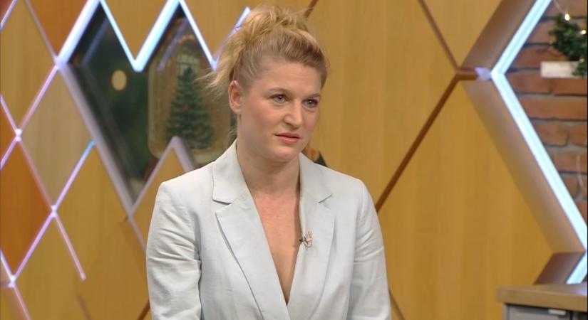 Földes Eszter zenés színházi estje: Láthatatlan játék az Ötvös10-ben