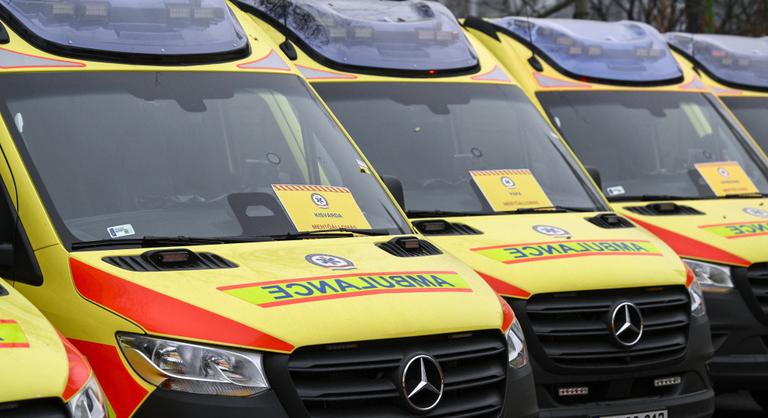 Mentőautókra került a hős kisfiú mondata