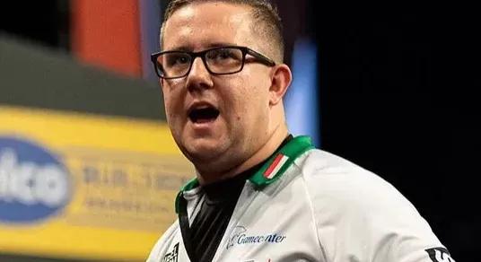 Darts-vb: Kovács Patrik legeket nyert, 180-akat dobott, de kiesett