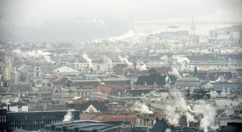 Az ország több pontján veszélyes és egészségtelen a levegő minősége, egyelőre nem várható javulás