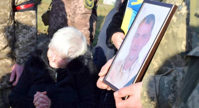 Nagymuzsalyban végső búcsút vettek a háborúban elesett Babella Bélától