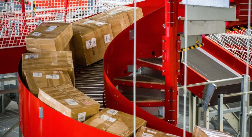 Kiakadtak a fogyasztóvédők a DPD a fennakadásokat bejelentőknek adott válaszain