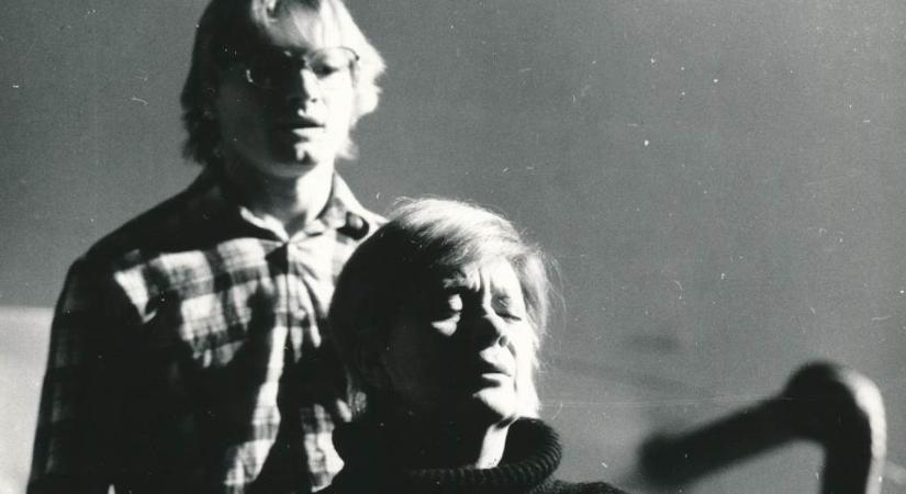 Ritka színháztörténeti pillanat – 40 éves jubileumi vetítés a Vígben Ruttkai Éva szereplésével