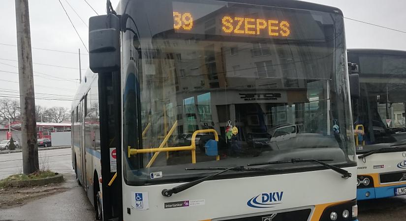 Hónapokig terelőúton jár az egyik legforgalmasabb debreceni busz