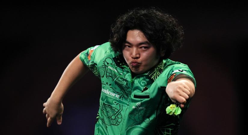 Sokkolta a közönséget az újonc – Megvan a darts-vb közönségkedvence?!